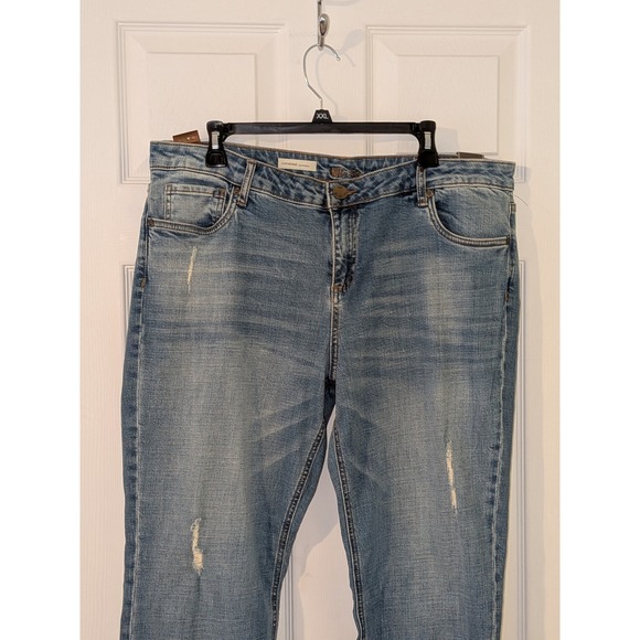 KUT‎ from the Kloth Catherine Boyfriend Jeans Distressed Denim Size 16 NWT - Picture 7 of 12